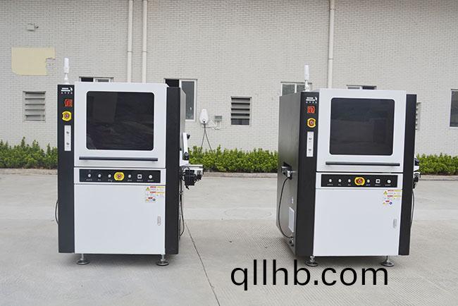 視(shi)覺點膠機.jpg